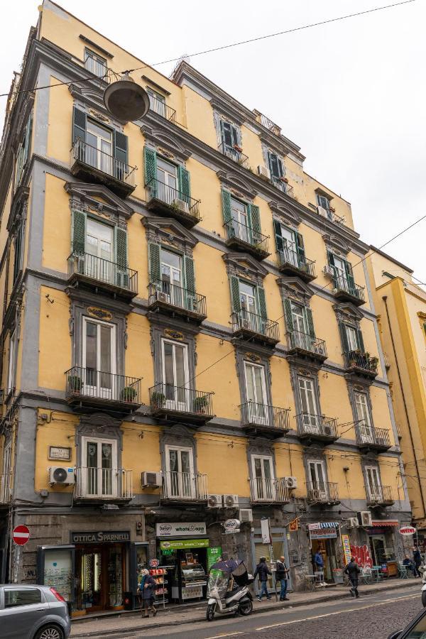 Monteoliveto 2* Napoli