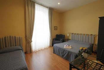 Monteoliveto Couette-café